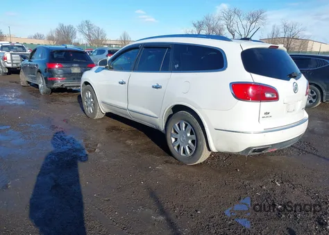 2016 Buick Enclave Leather z USA, uszkodzony, nr VIN 5GAKVBKD1GJ228679